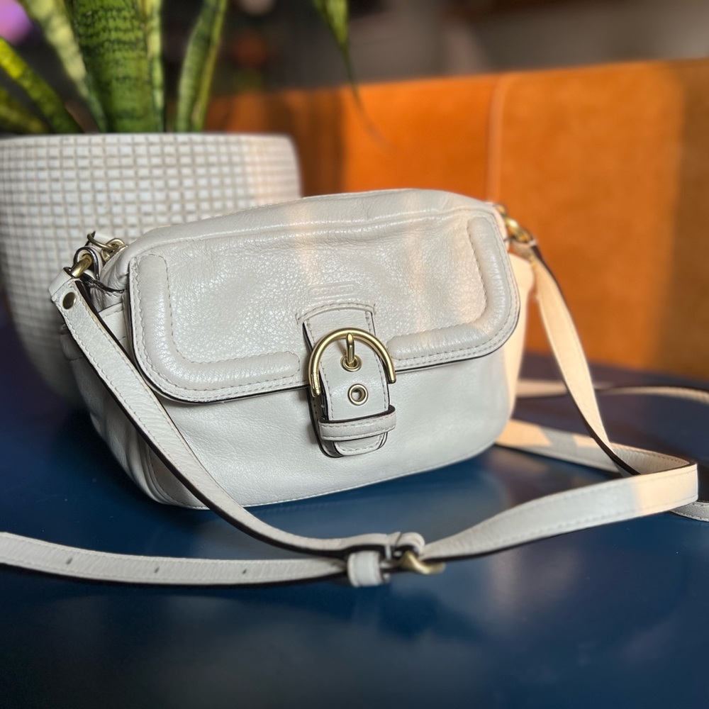 Crossbody white coach bag